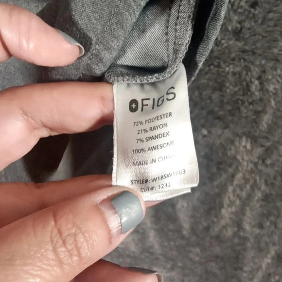 Figs Pilar technical collection scrub top limited edition graphite size XXS wome - Picture 10 of 12